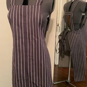 Cayson b&w adjustable pro butcher apron. Excellent condition- non smoking home